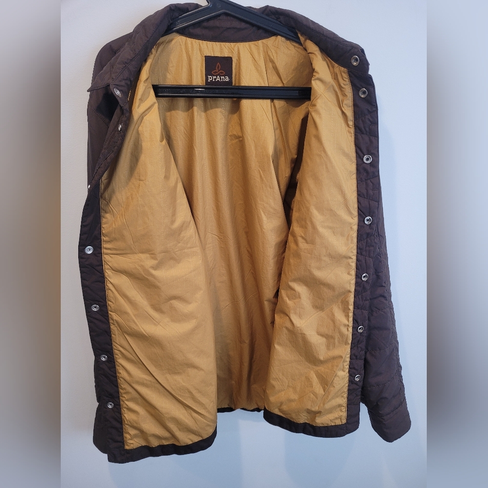 Prana Men's Quilted Jacket in Dark Brown - Picture 4 of 12